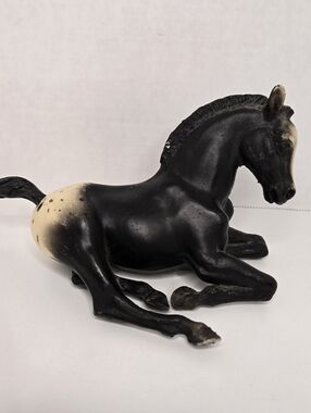 Breyer #165 Black Appaloosa Lying Laying Down Foal
